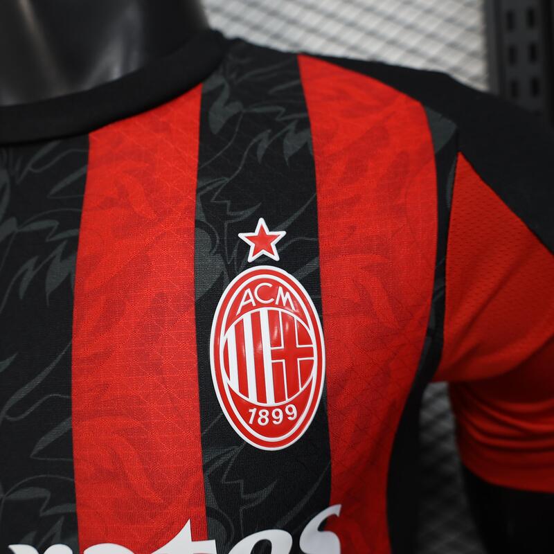 MILAN I 25/26 HOMBRE (VERSIÓN JUGADOR)