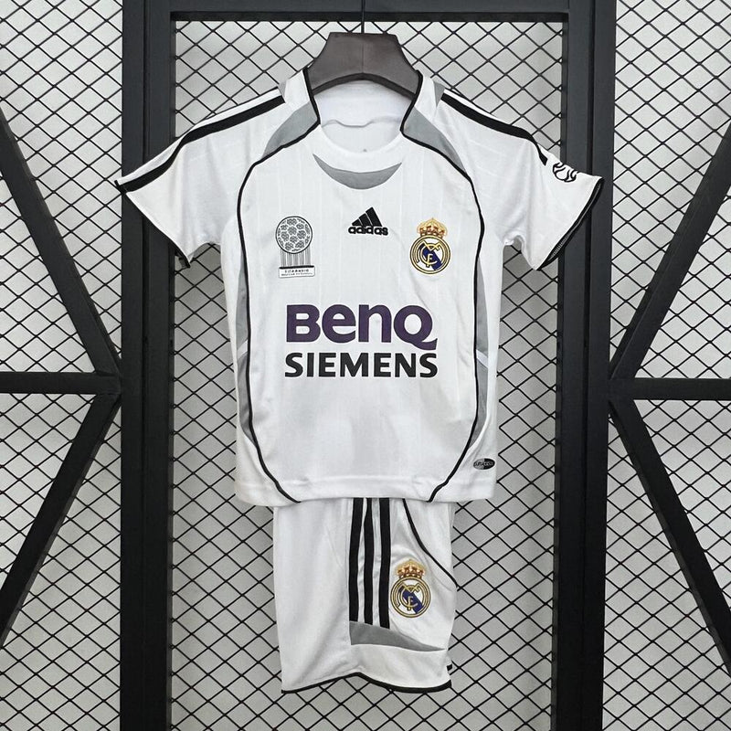 REAL MADRID I 06/07 CONJUNTO INFANTIL (RETRO)