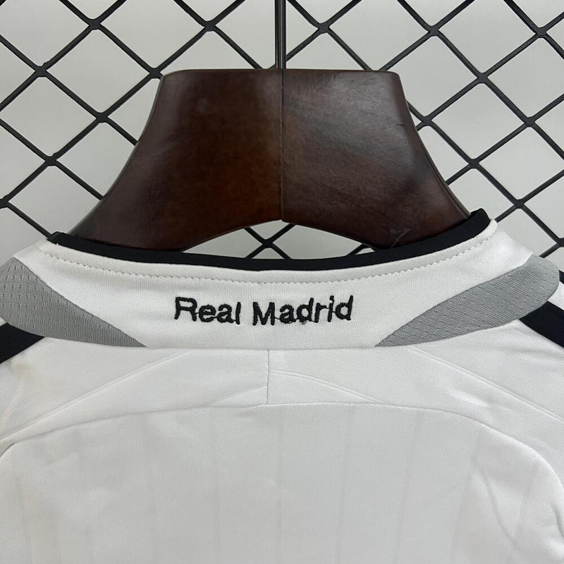 REAL MADRID I 06/07 CONJUNTO INFANTIL (RETRO)