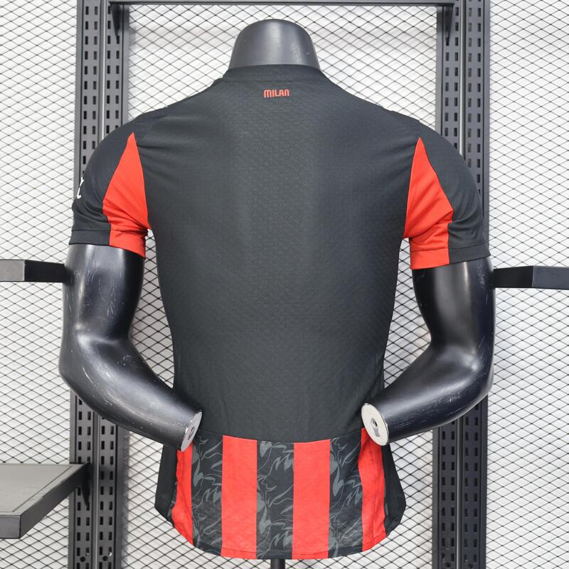 MILAN I 25/26 HOMBRE (VERSIÓN JUGADOR)